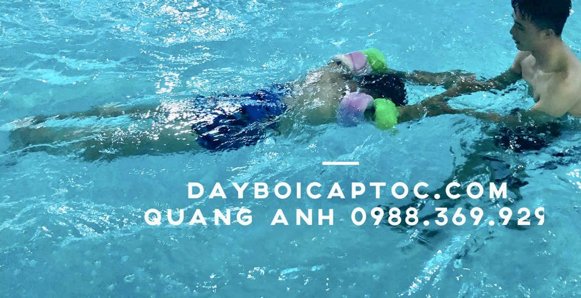 Thầy Quang Anh dạy bơi tại Hà Nội